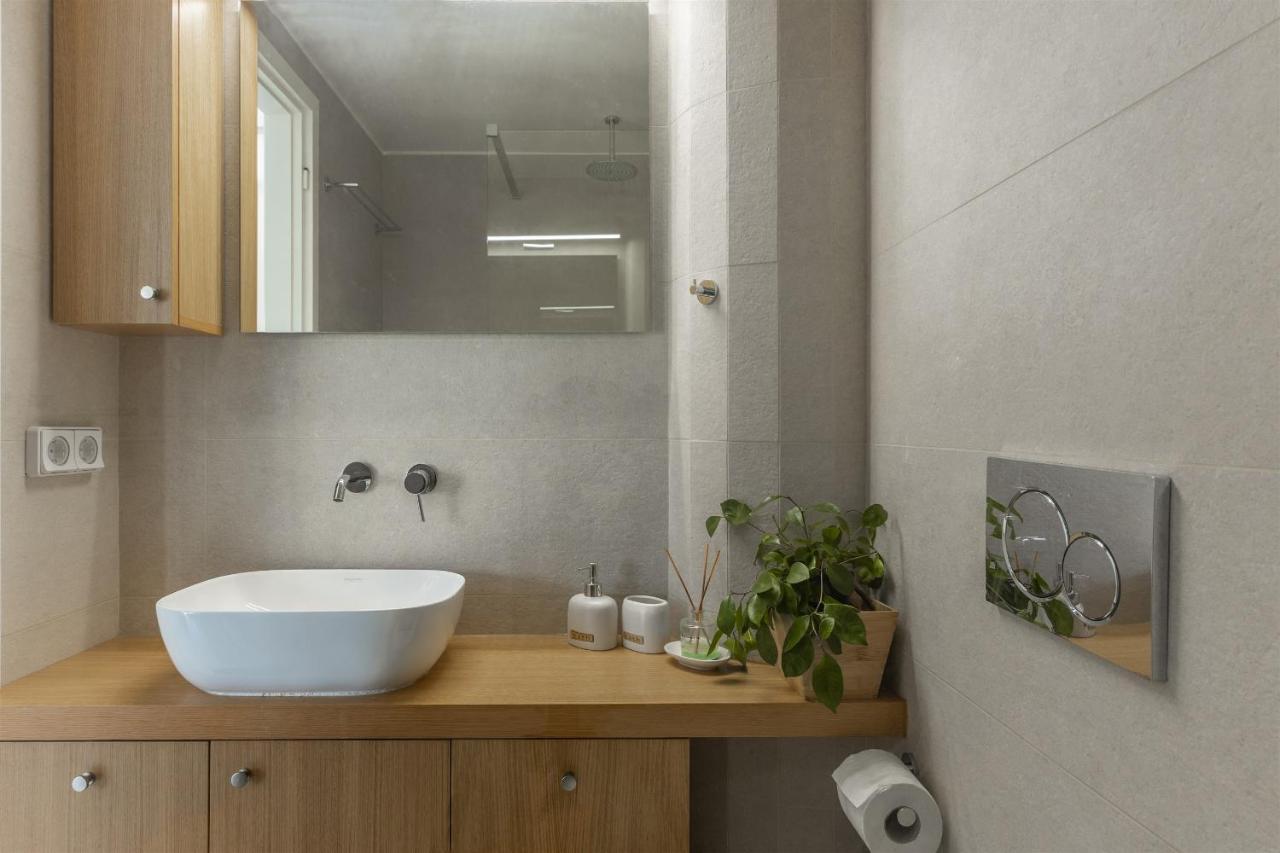 Theseus Zen Luxury Suite - Natural Living Heraklion  Bagian luar foto